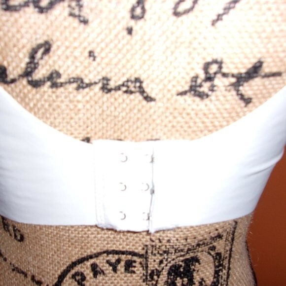 Youmita White Demi Laser Cut 34C Bra NWT - Picture 5 of 12